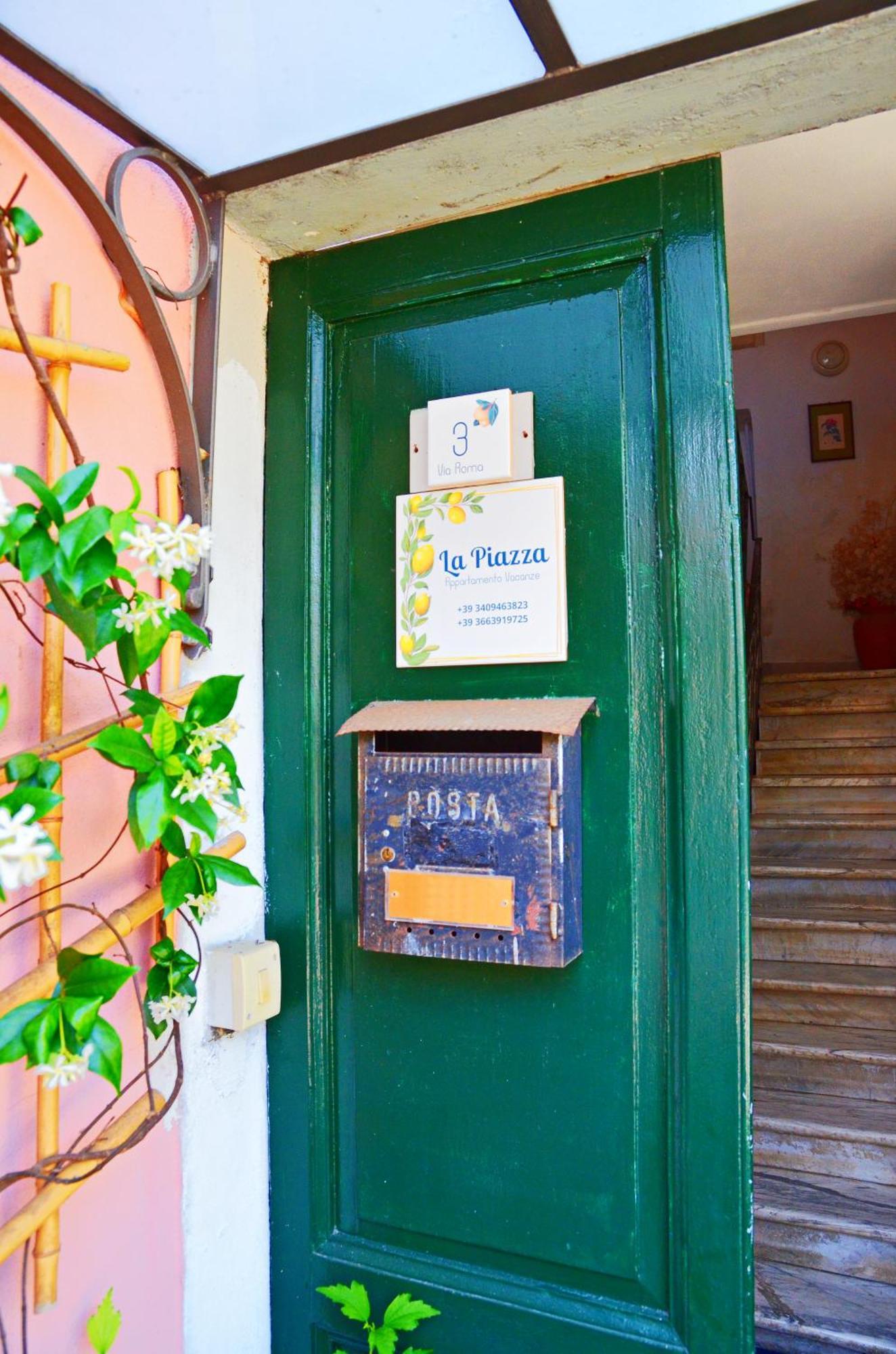 La Piazza - Appartamento Vacanze Piana Battolla Zewnętrze zdjęcie